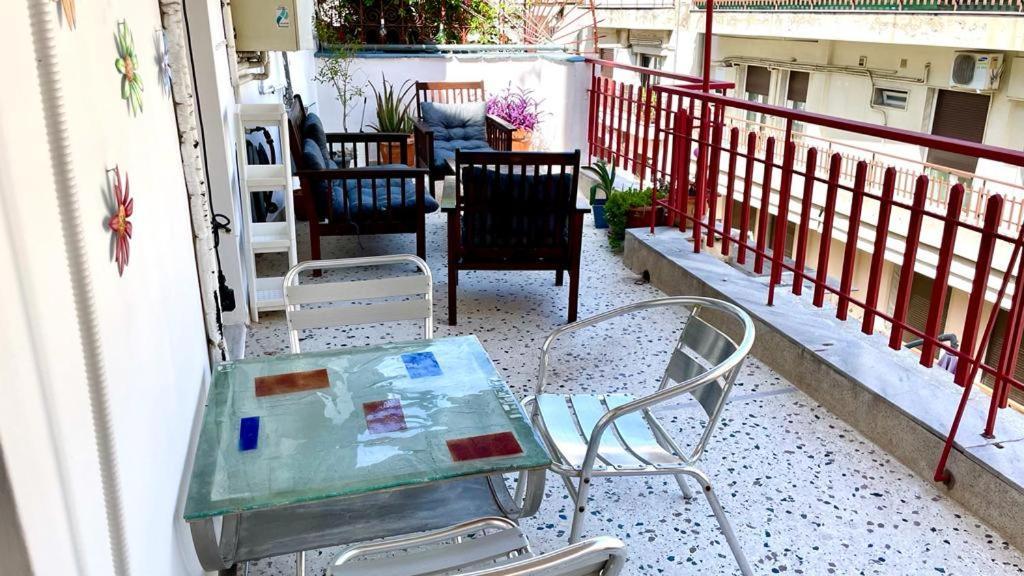 Quiet City Centre Apartment With Large Balcony Thessaloniki Exterior photo